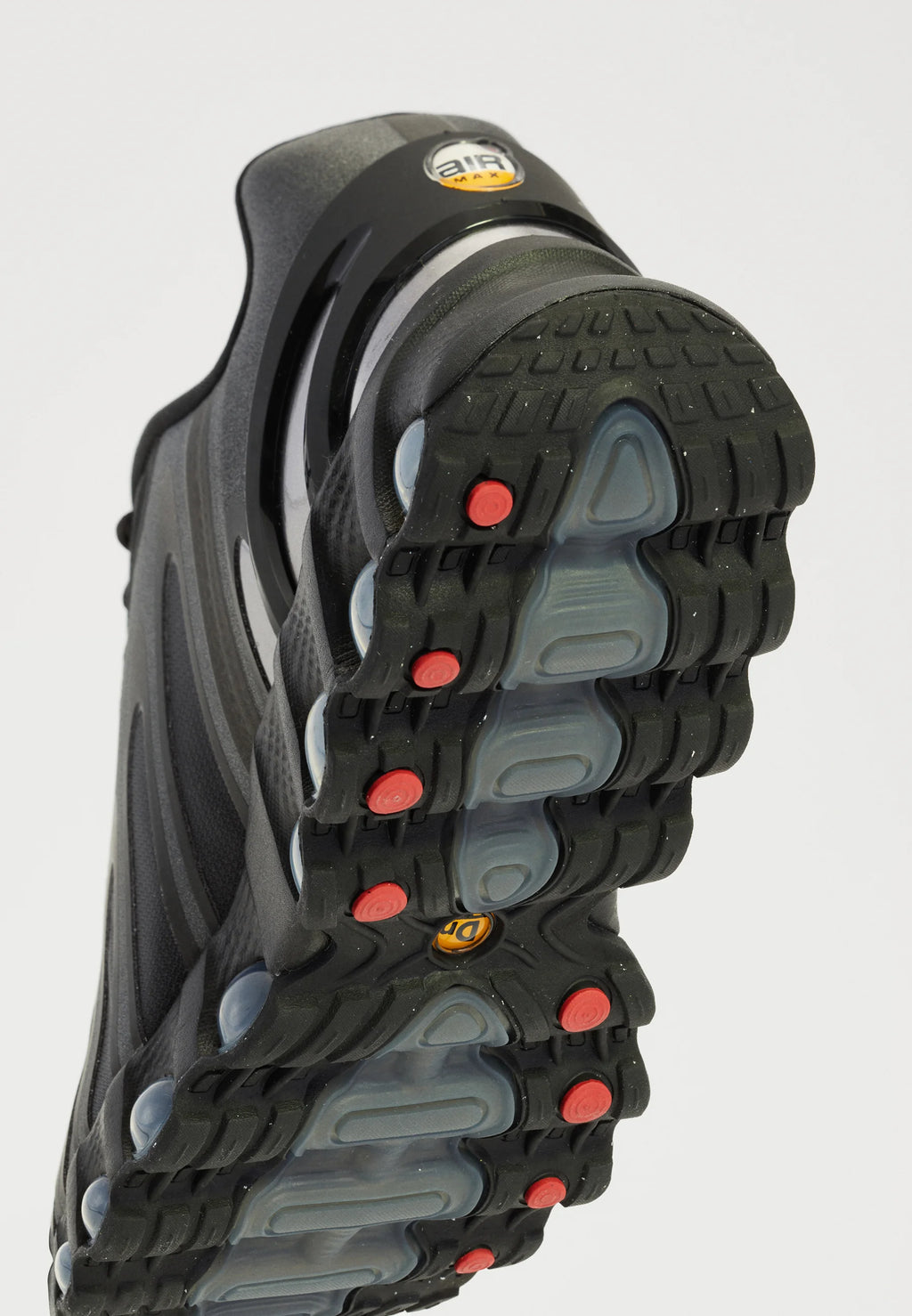 Nike AIR MAX DN8 - Sportcipő