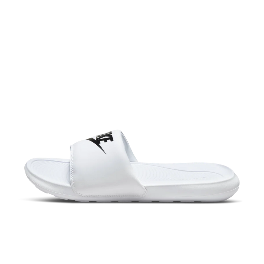 Nike Victori One fehér