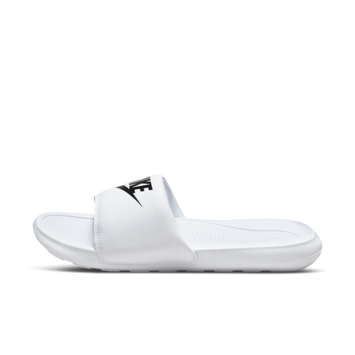Nike Victori One fehér