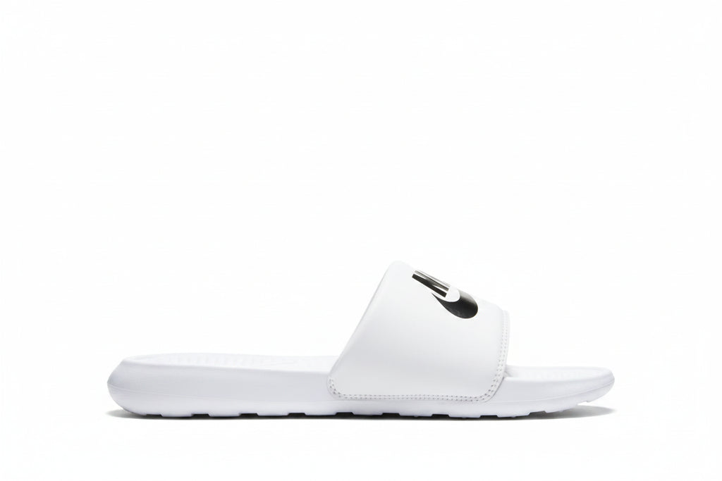 Nike Victori One fehér