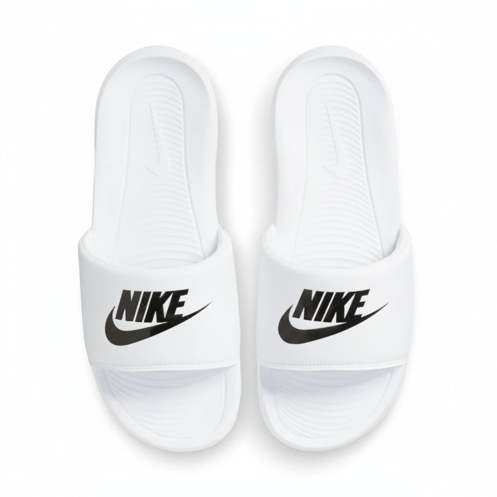 Nike Victori One fehér
